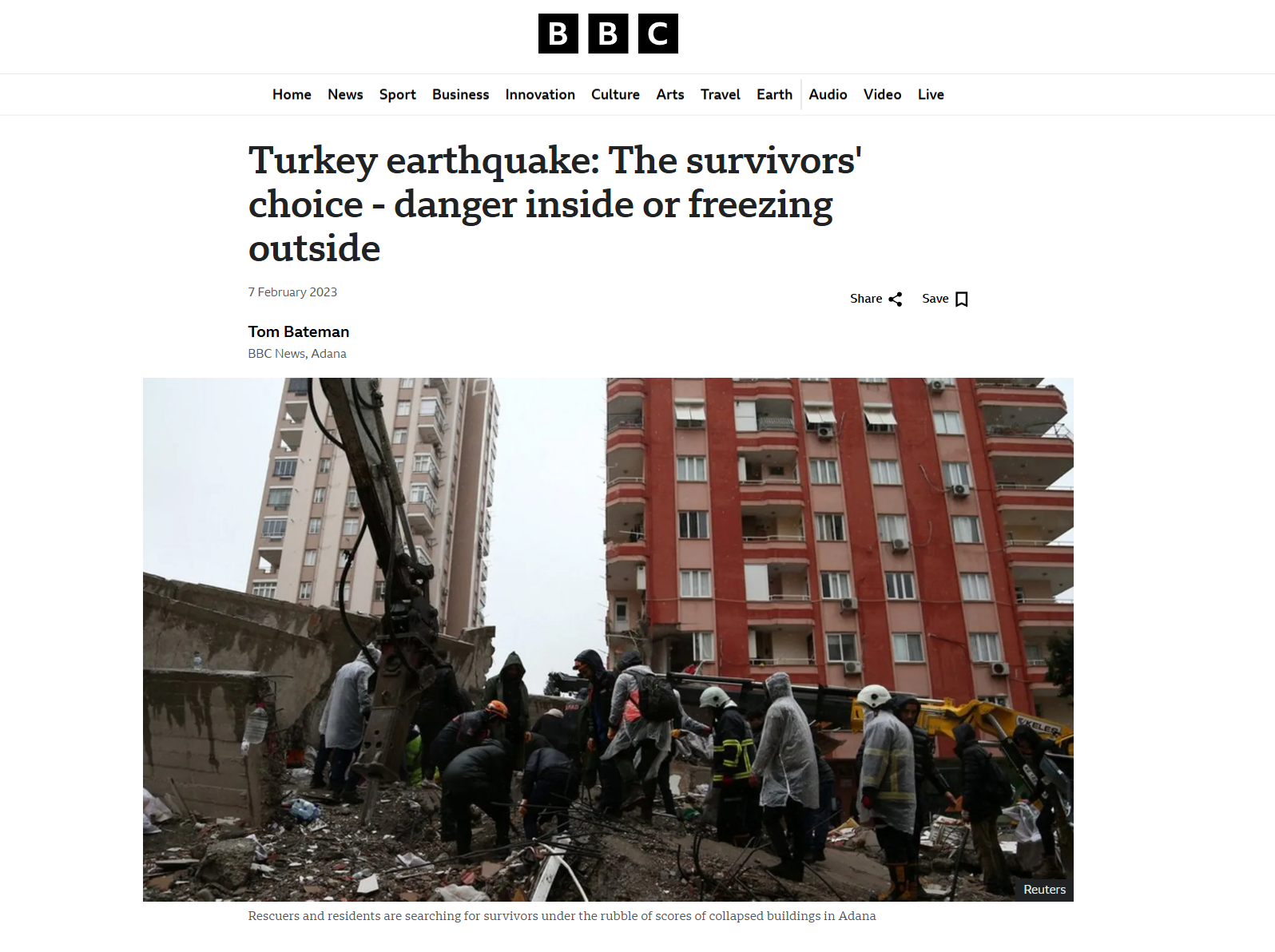 Turkey earthquake: The survivors' choice - danger inside or freezing outside
